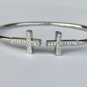 Cross bracelet